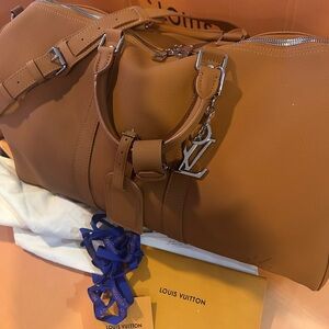 Louis Vuitton Bandoulièr Keepall 50